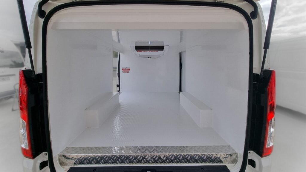 Refrigerated Van Toyota Hi Ace New Shape